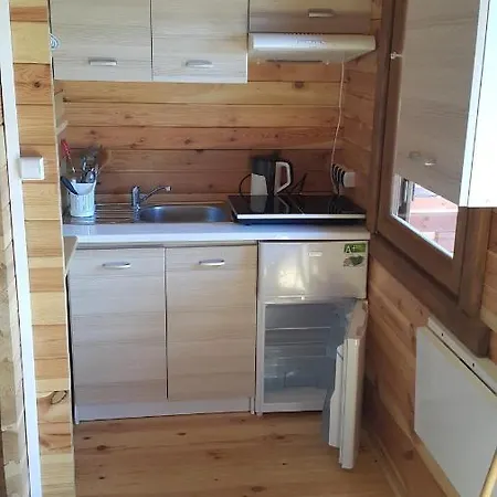 Деревянный коттедж An-ra Гонски